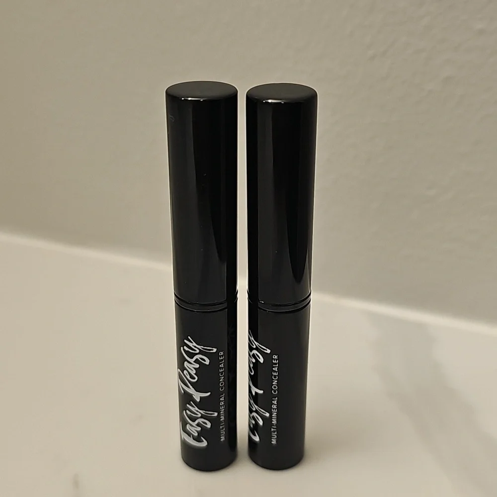Belle Beauty Easy Peasy Multi-Mineral Concealer (2) In Deep. New & Unused.